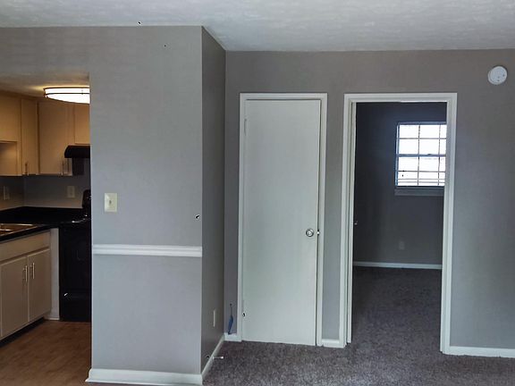 Upgraded 1 bedroom apt.