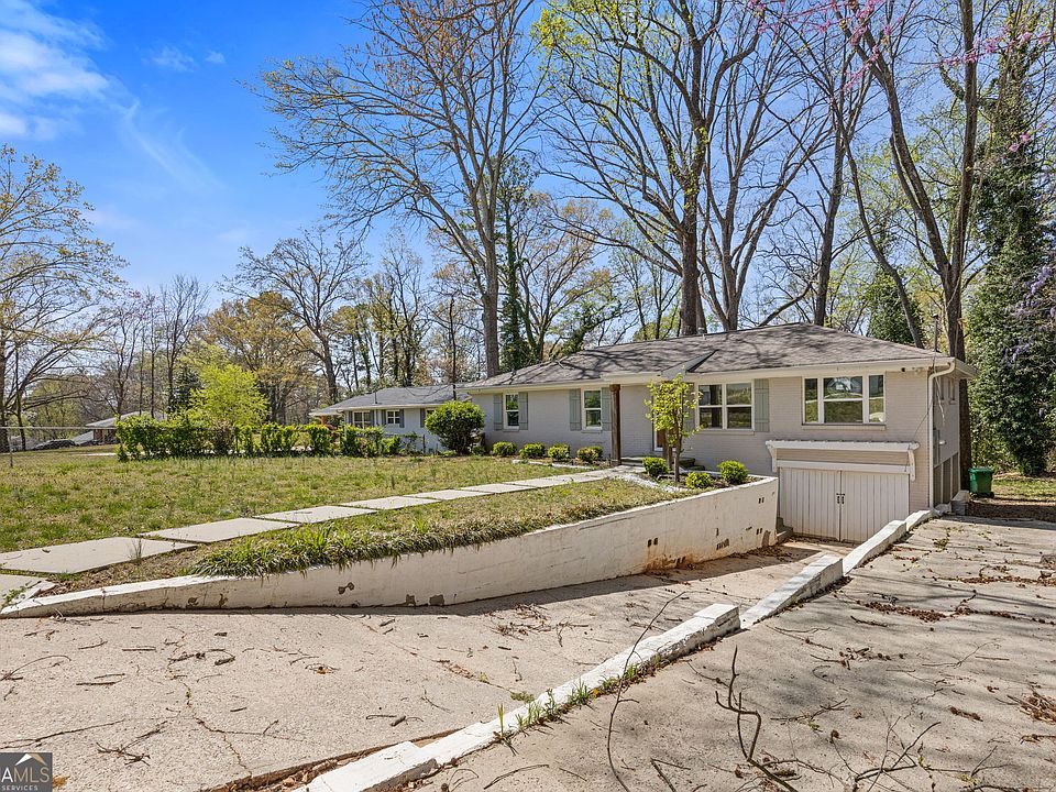 1st image of 2779 Horse Shoe Dr