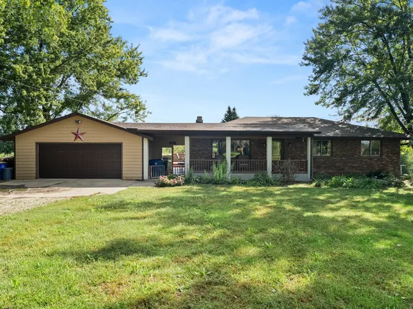 1410 Walnut Ln, Cumming, IA 50061