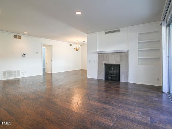 3rd image of 31570 Agoura Rd Unit 6