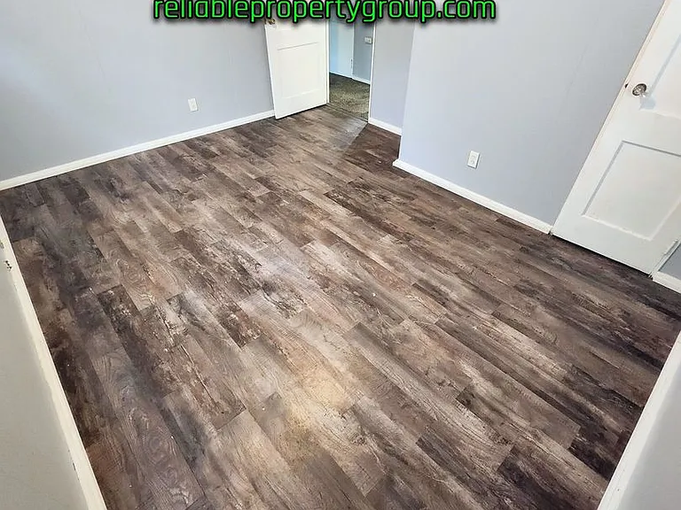 4721 Warsaw St — Photo 6