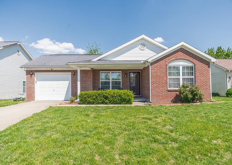 1st image of 129 Goldfinch Dr