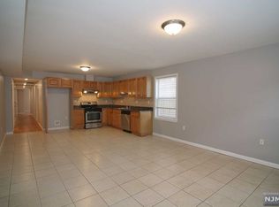 604-606 Frank E Rodgers Blvd N, Harrison, NJ 07029