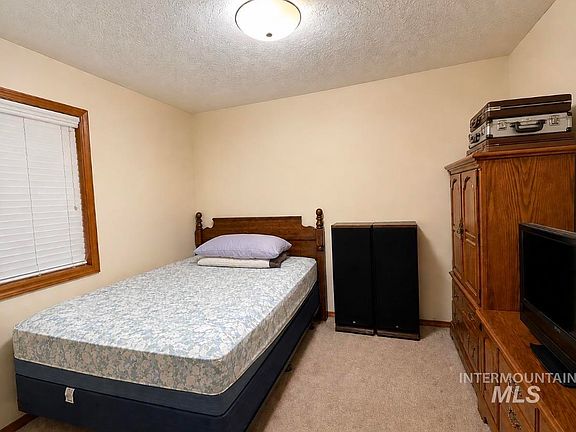 5th image of 2917 Janis Way
