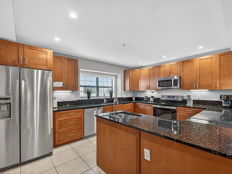 14525 Damai Ln #14525 — Photo 3