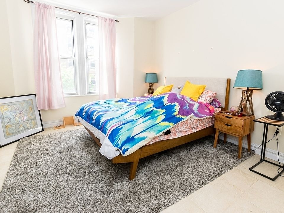 1st image of 729 6th Ave APT 3R