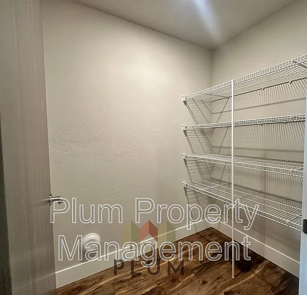 425 Michigan Ave #107 — Photo 11