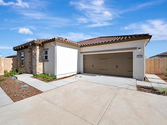 2nd image of 12443 Columba Way