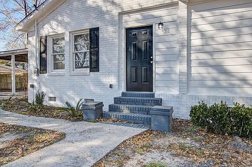 2615 Warm Ave Photo 1