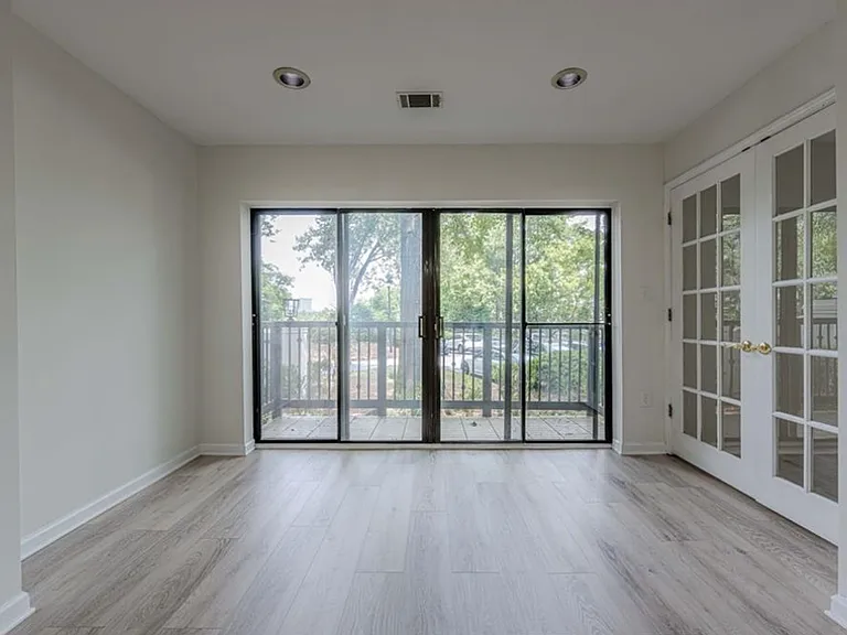 1118 Pine Heights Dr NE #213 — Photo 11