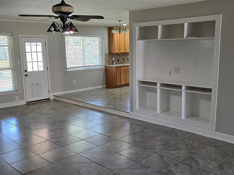 11507 Marrs Dr — Photo 7
