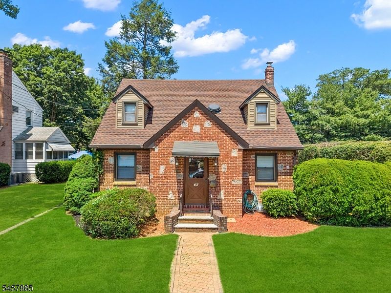 1st image of 30 Hepburn Rd