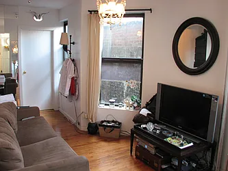 Rented by City Connections Realty