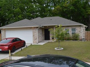 822 Highgarden Cir, Noble, OK 73068