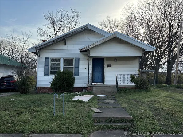 907 S Creek Ave, Okmulgee, OK 74447