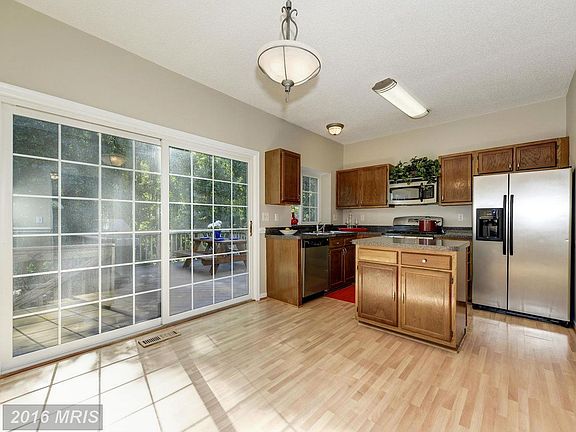 5th image of 7234 Stover Dr