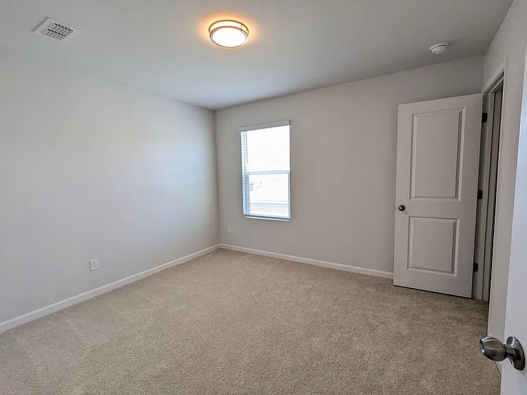 2076 Parish House Cir — Photo 17