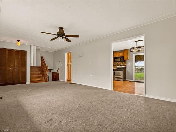 5th image of 564 Trinity Church Rd