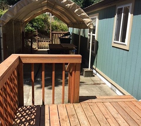 5th image of 2210 Dickerson Dr NW