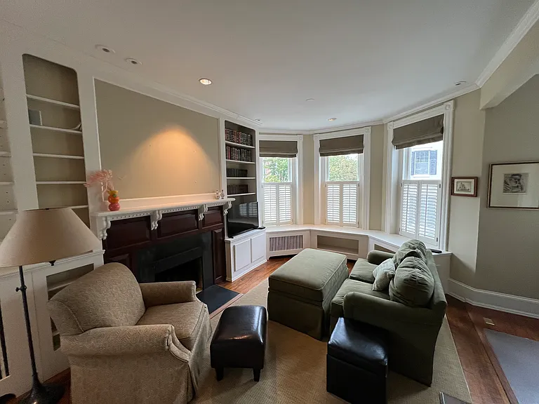 3050 N St NW #2 — Photo 4