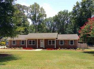 107 Ridgeway Rd, Spartanburg, SC 29301