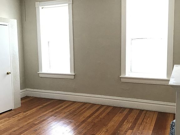 3rd image of 2848 Wyoming St #2F