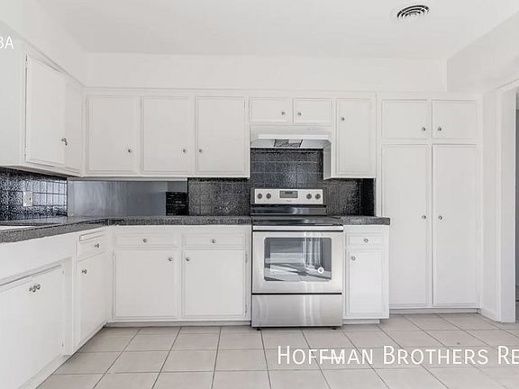 2nd image of 3634 Dana St #3634