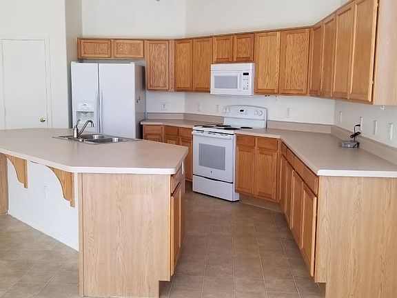 5th image of 6975 W Palmaire Ave