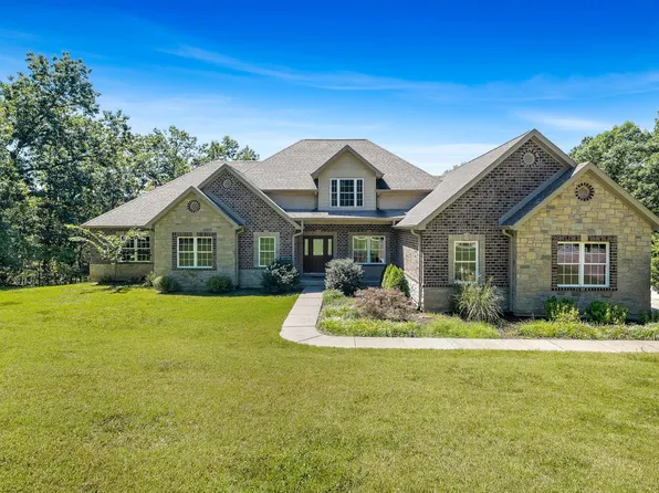 114 Bluffs Pl, Eureka, MO 63025