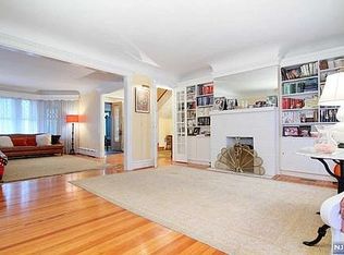 32 Lincoln Ave, Cliffside Park, NJ 07010