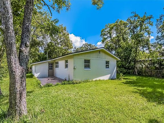 2nd image of 6724 Cotton Tail Ln