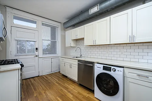 2166 Tower Grove Ave #1AC Photo 1