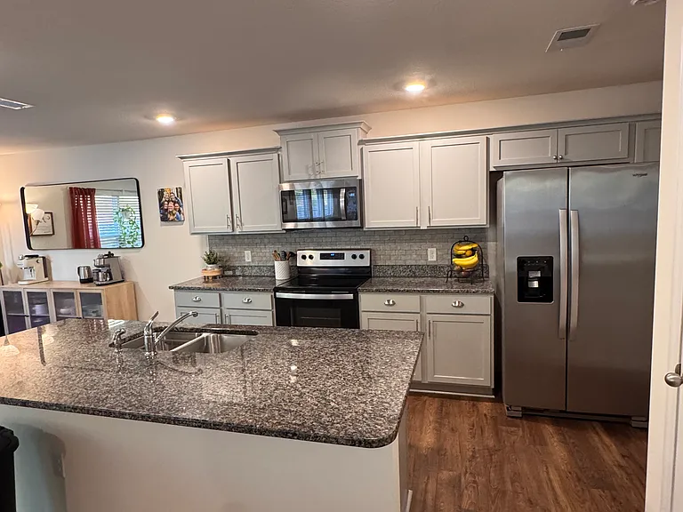 3308 Harmony Ct NE — Photo 5
