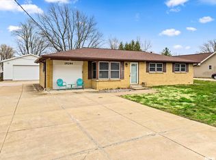 19294 Springfield Rd, Groveland, IL 61535