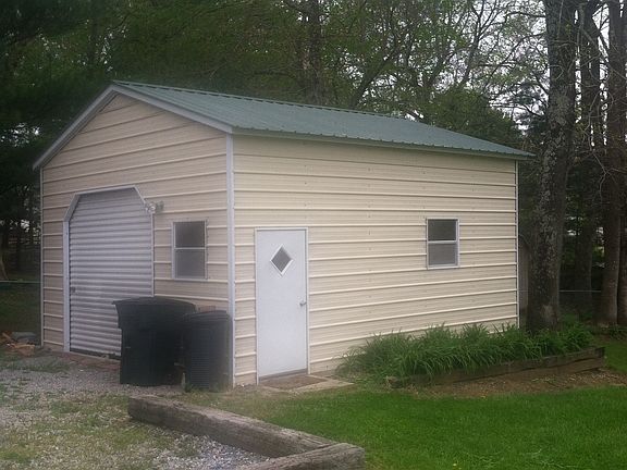 Detached wired garage