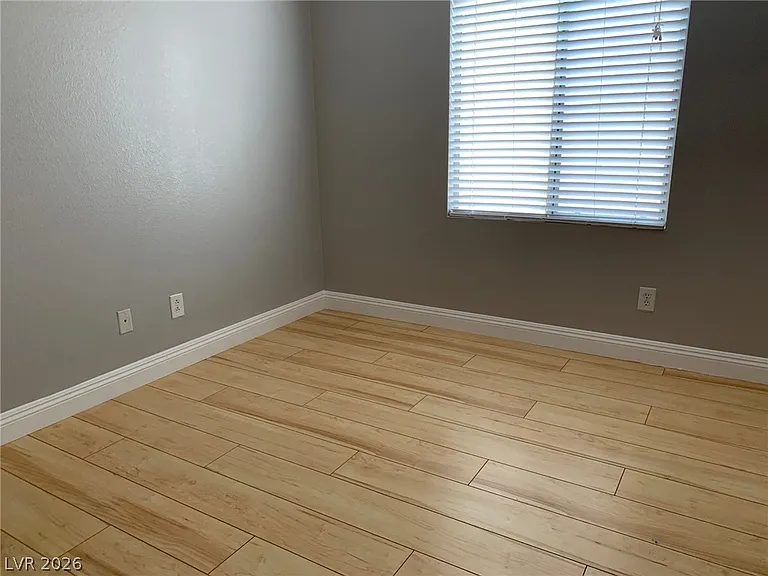 9933 W Diablo Dr — Photo 26