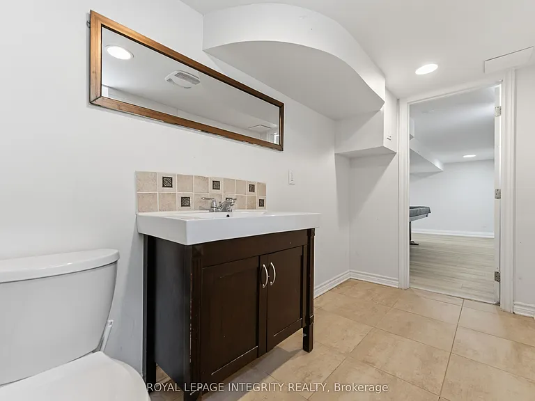 1873 Fairbanks Ave — Photo 27