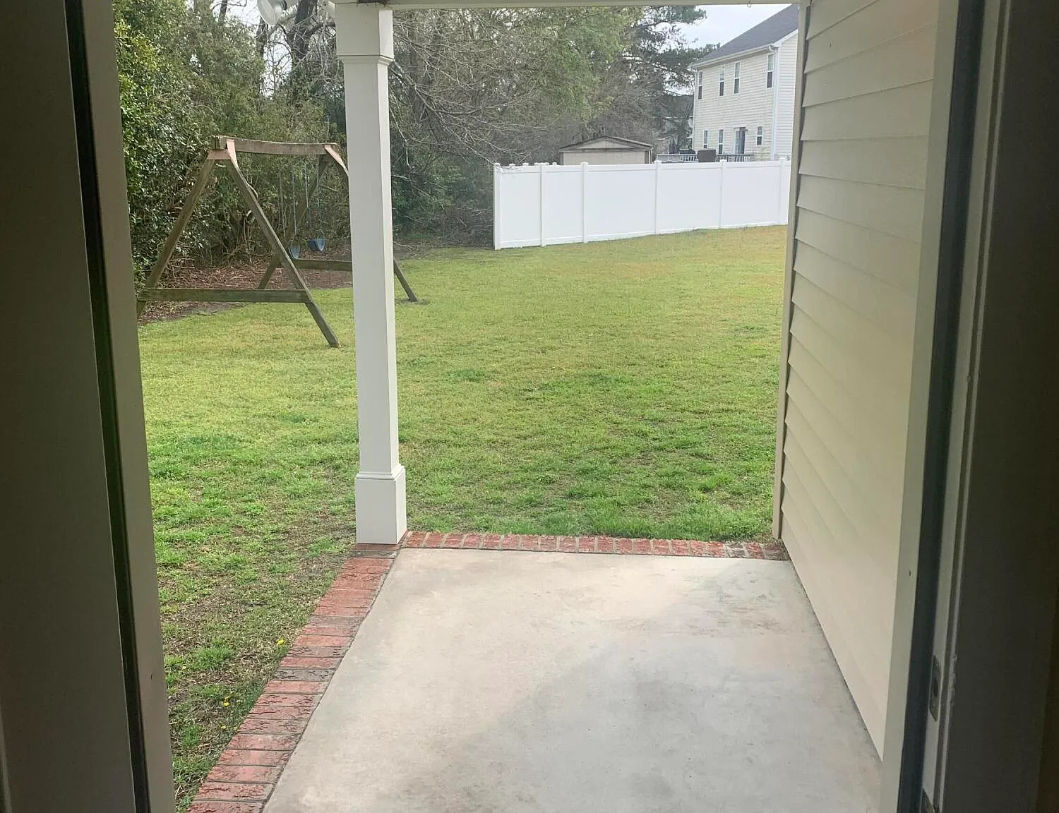3 bed, 2.0 bath, $1,750 — Photo 3