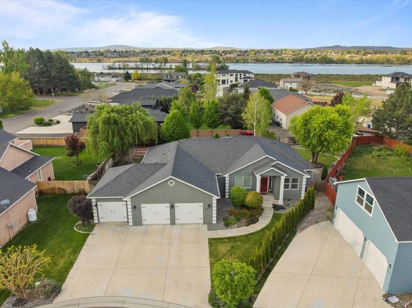 6208 Buena Ct, Pasco, WA 99301