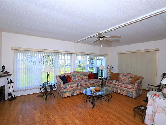 5th image of 1148 Barefoot Cir