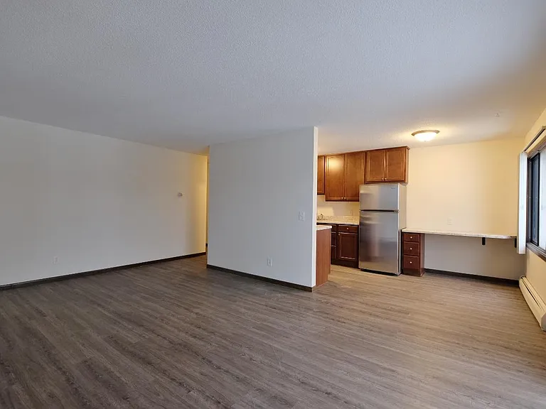 3804 Highcrest Rd — Photo 4