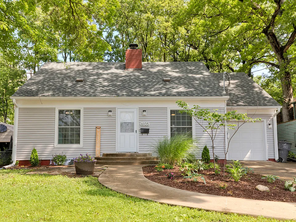 6105 Walnut Hill Dr