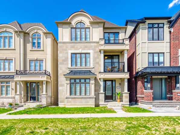 21 Kohn Ln, Markham, ON L6C 3J3
