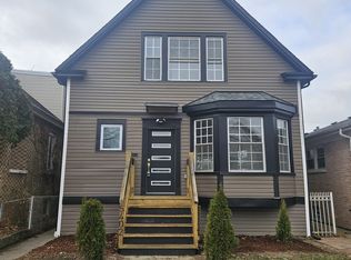 5402 N Mobile Ave, Chicago, IL 60630