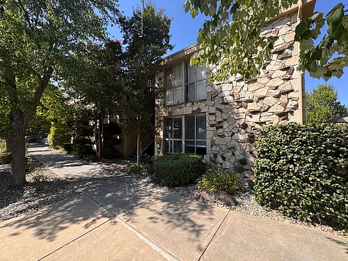 2409 Q Street Photo 1