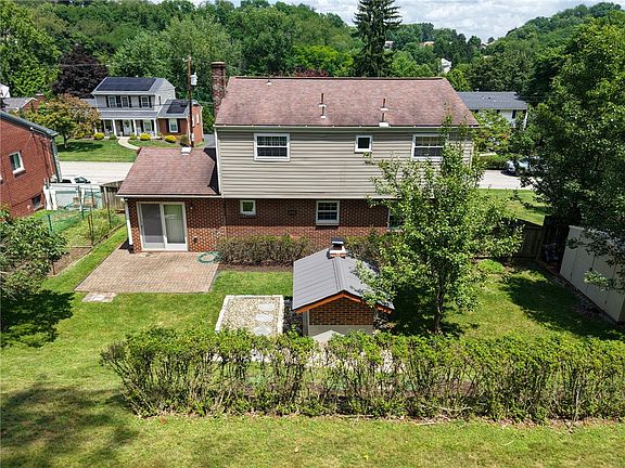 4th image of 3003 Albine Dr
