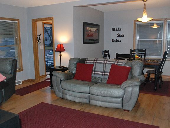 Living Room / Dining Room
