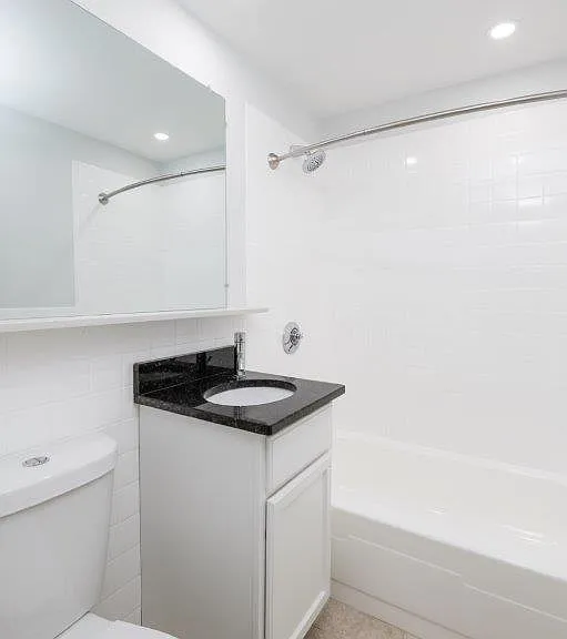 1430 Columbia Rd #4 — Photo 5