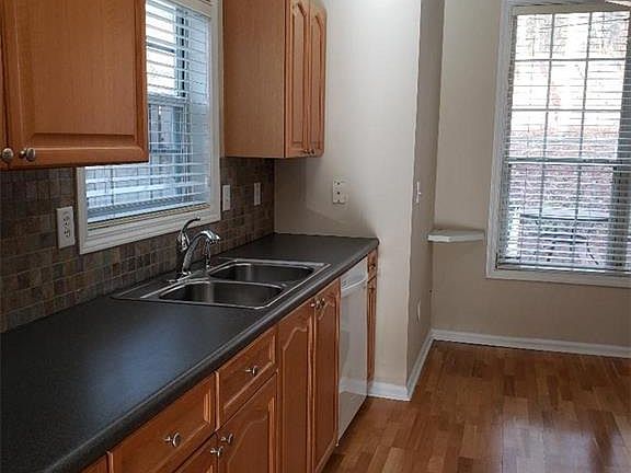 4th image of 2234 Mainsail Dr