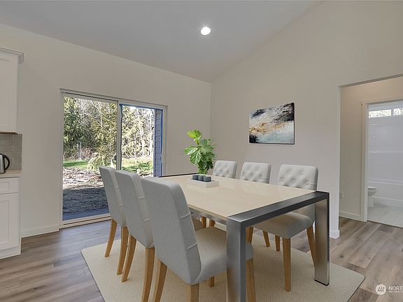 4th image of 29707 13th Avenue Ct E